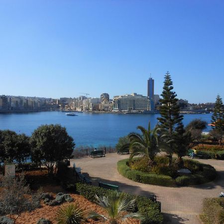 Marvellous Seafront Apartment Sliema Exterior photo
